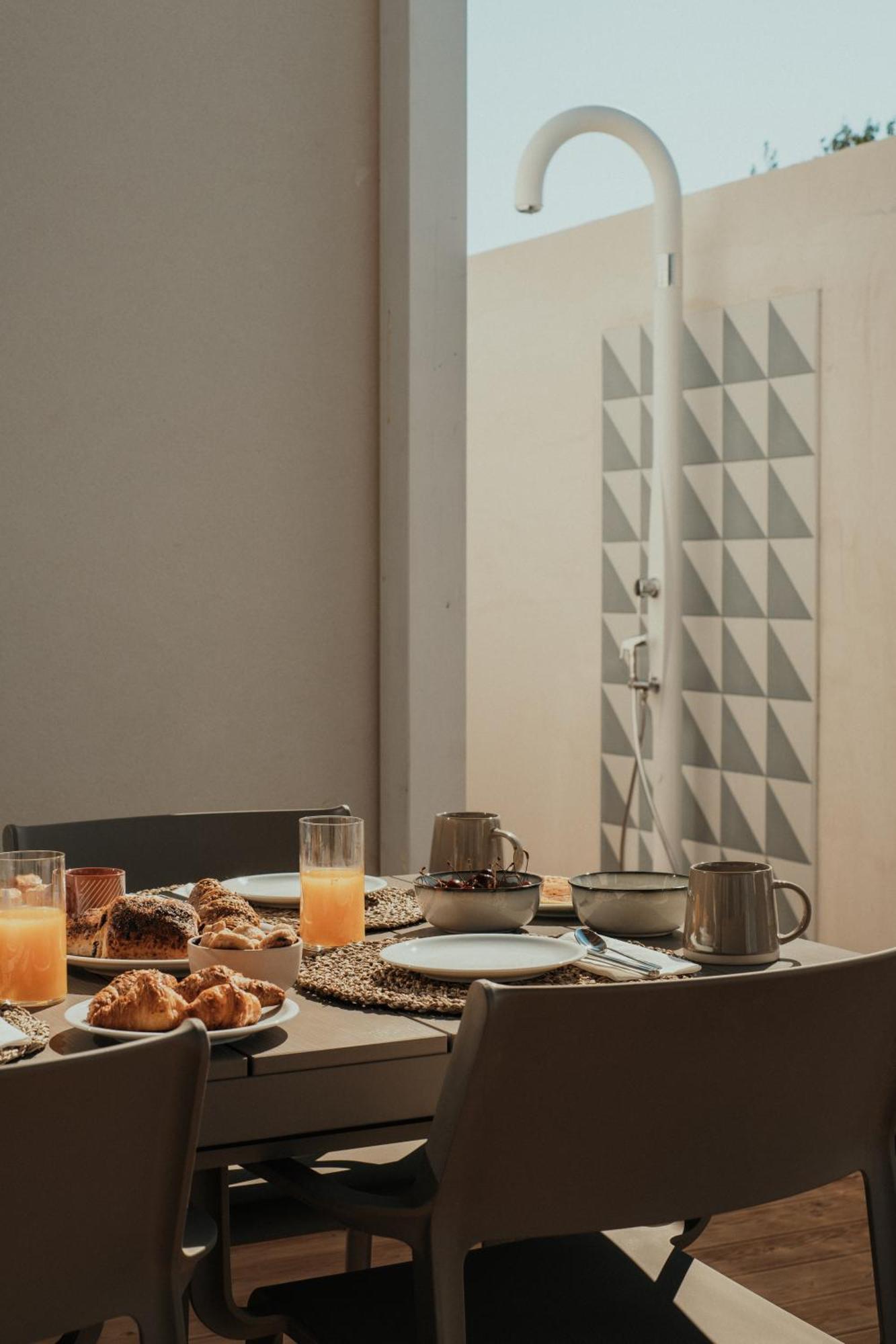 Methe Bed and Breakfast Lizzano  Buitenkant foto